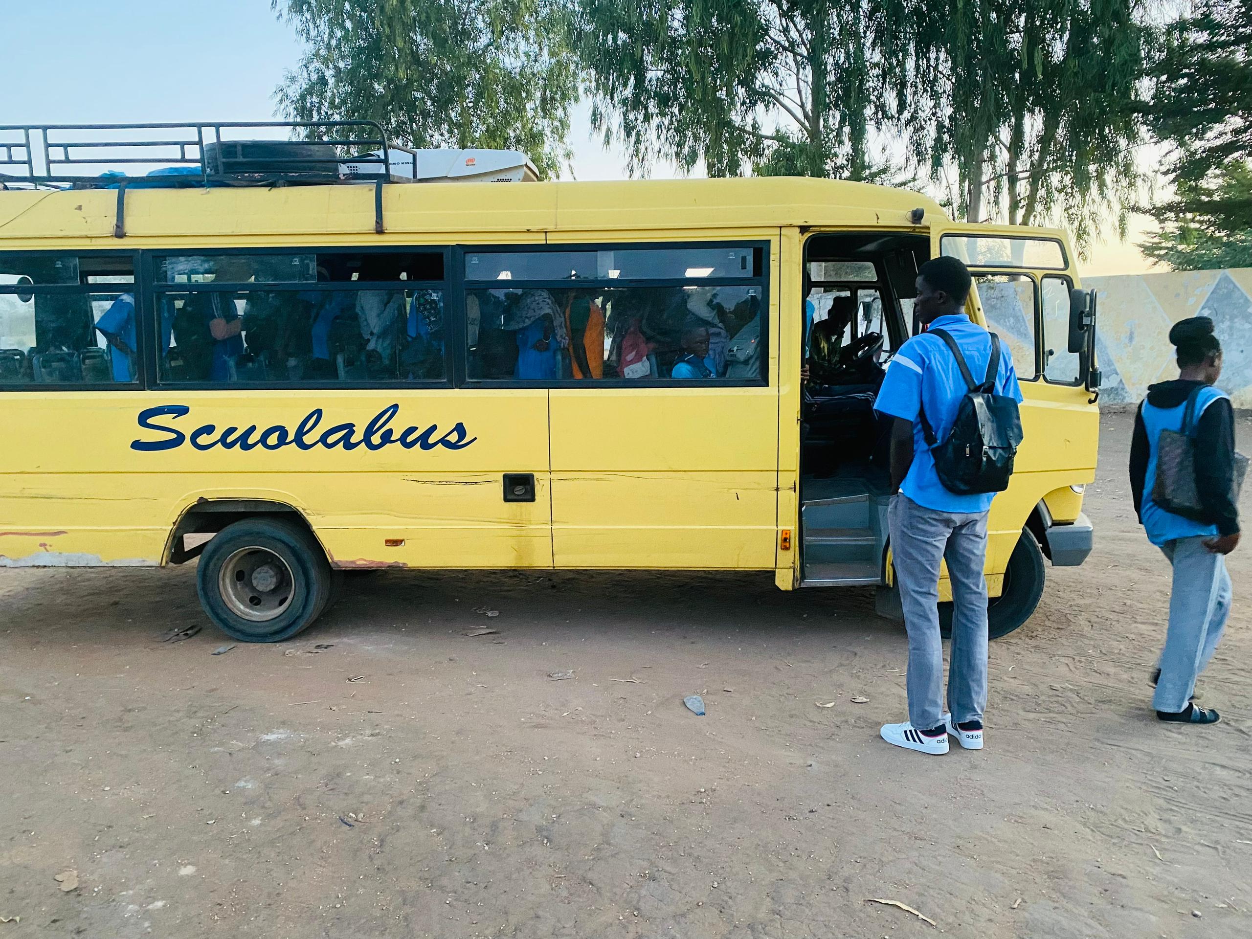 Transport scolaire des collégiens à Mbodiène