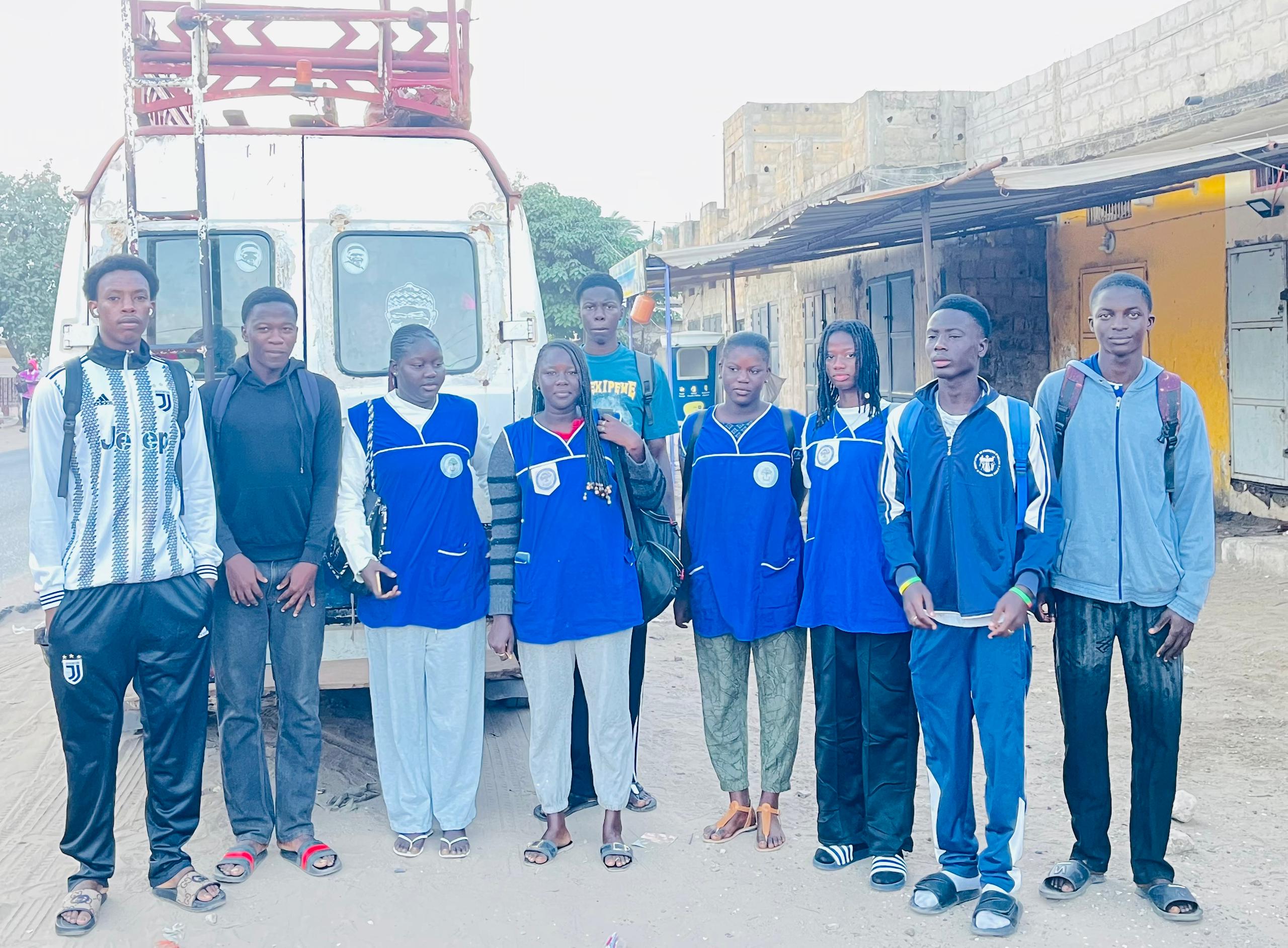 Lycéens en déplacement scolaire